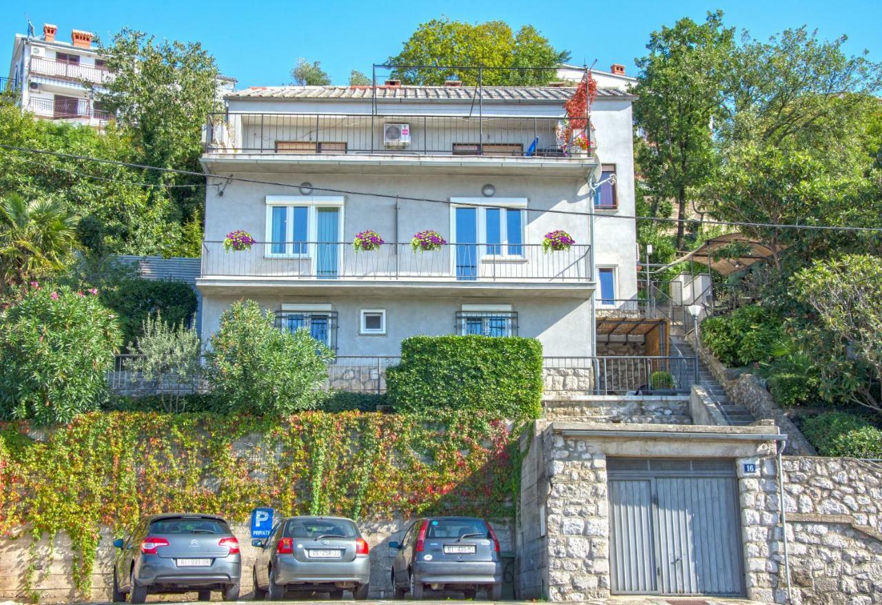 Apartments Jessica Цриквеница Экстерьер фото