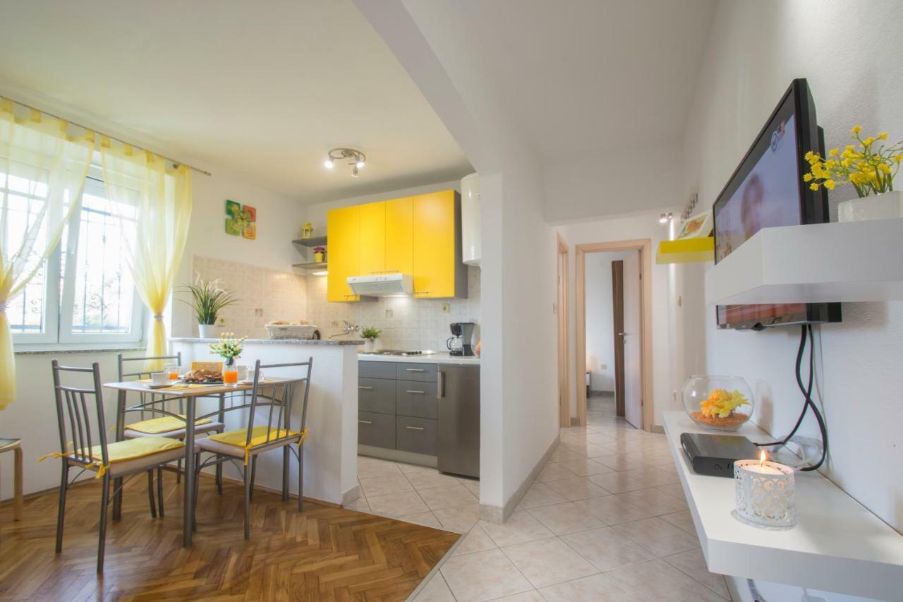 Apartments Jessica Цриквеница Экстерьер фото