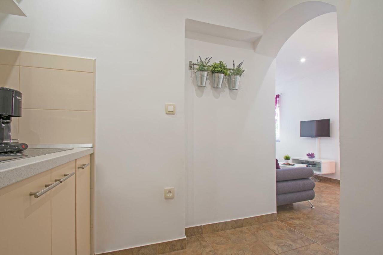 Apartments Jessica Цриквеница Экстерьер фото